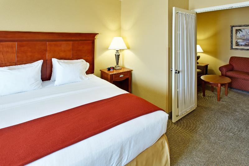 Holiday Inn Express Hotel & Suites Dfw West - Hurst By Ihg Zewnętrze zdjęcie